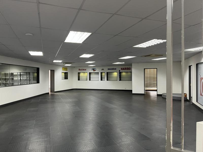 To Let Commercial Property for Rent in Montague Gardens Western Cape